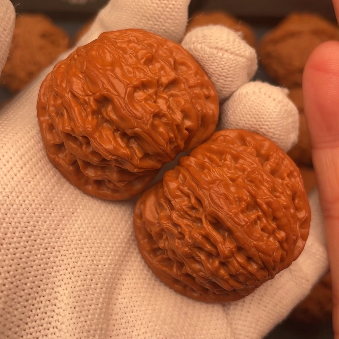 把件文玩核桃39.8全品红皮球磨