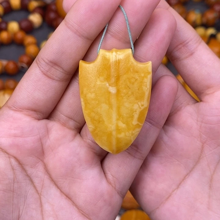 蜜蜡未镶嵌裸石蜜蜡L