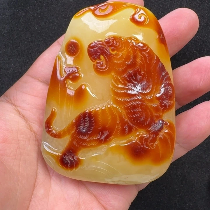 蜜蜡未镶嵌珠宝奇石