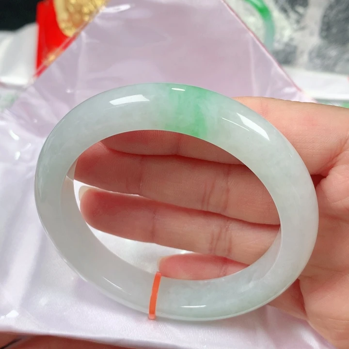 翡翠手镯未镶嵌  编号ZD1251 正圈57