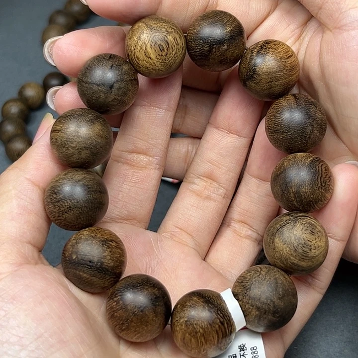 手串沉香白棋留疤1.8