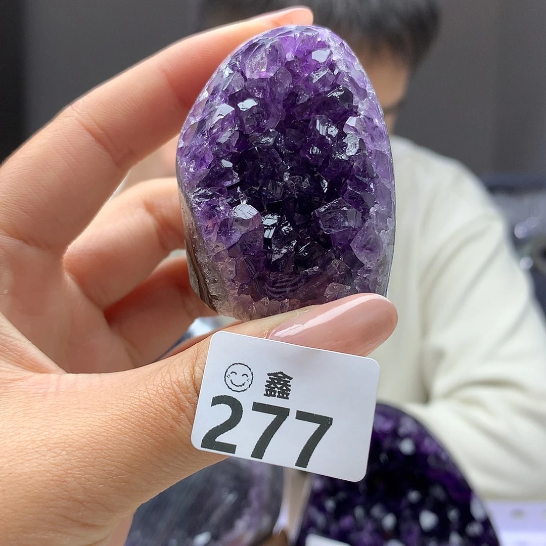 未镶嵌大型摆件（非配饰）水晶