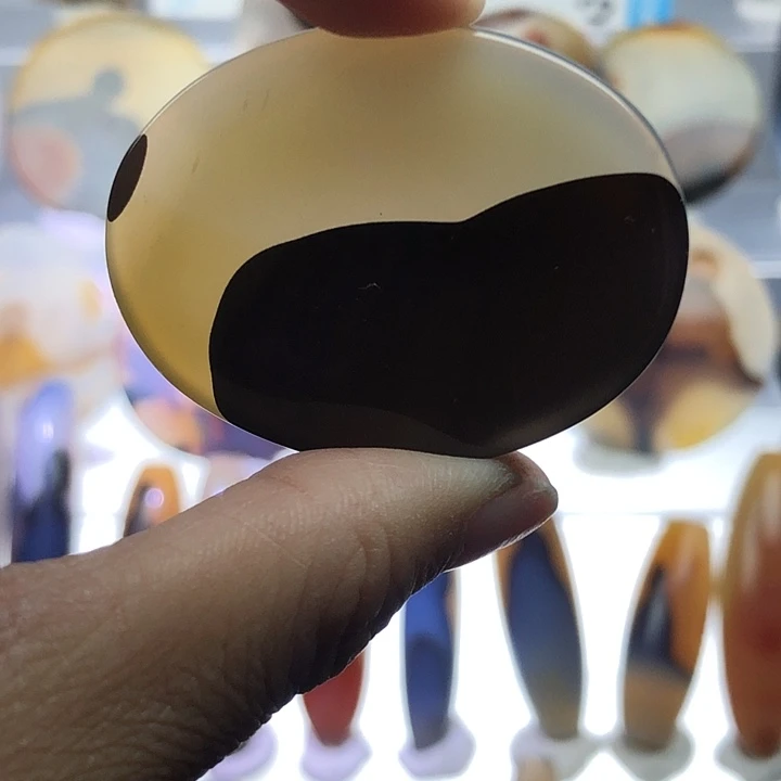 查罗石未镶嵌珠宝半成品72