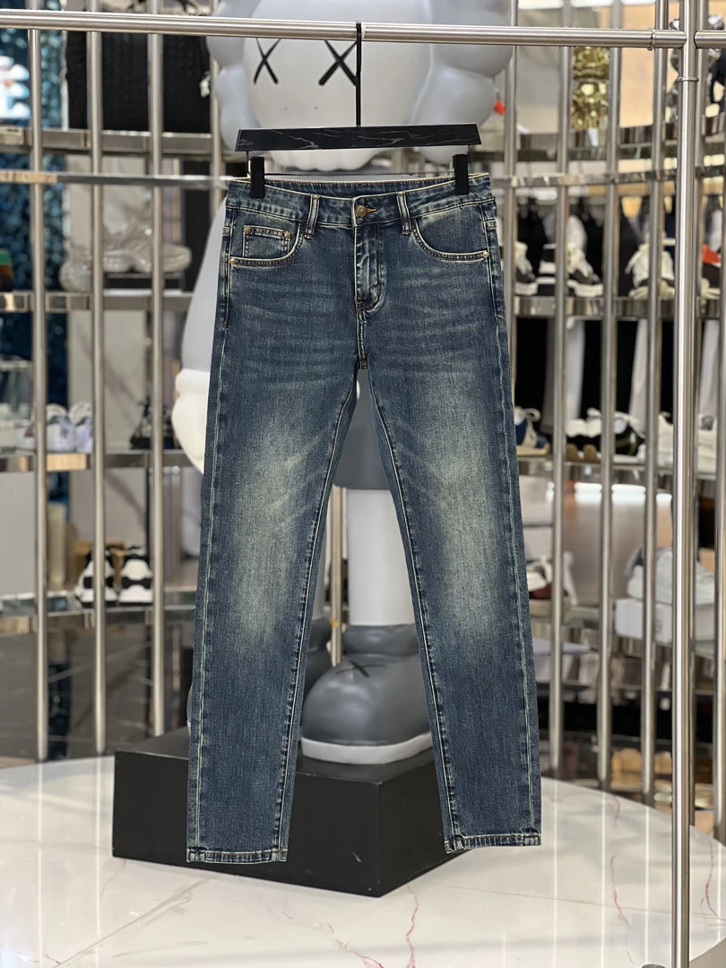 男士潮流欧版轻奢时尚修身牛仔裤（十字架）