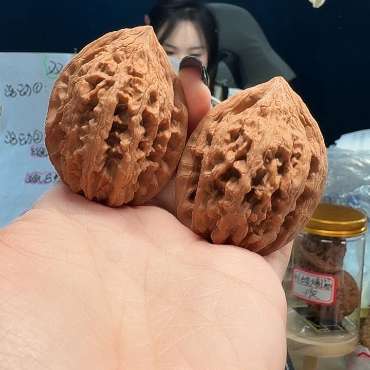 桃核吊坠大沽石40尺