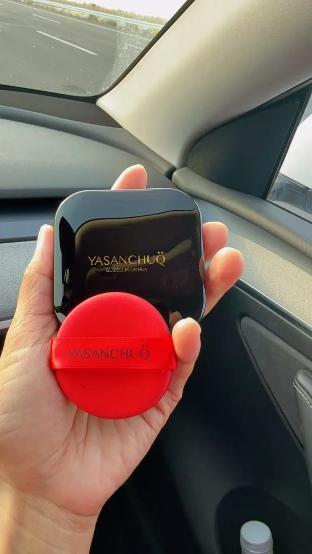yasanchuq/娅姗妻娅姗妻光感遮瑕粉底膏