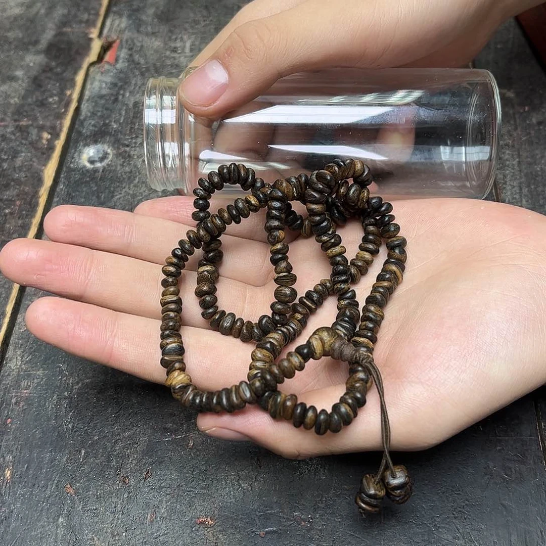 大叶紫檀（黑酸枝木类）