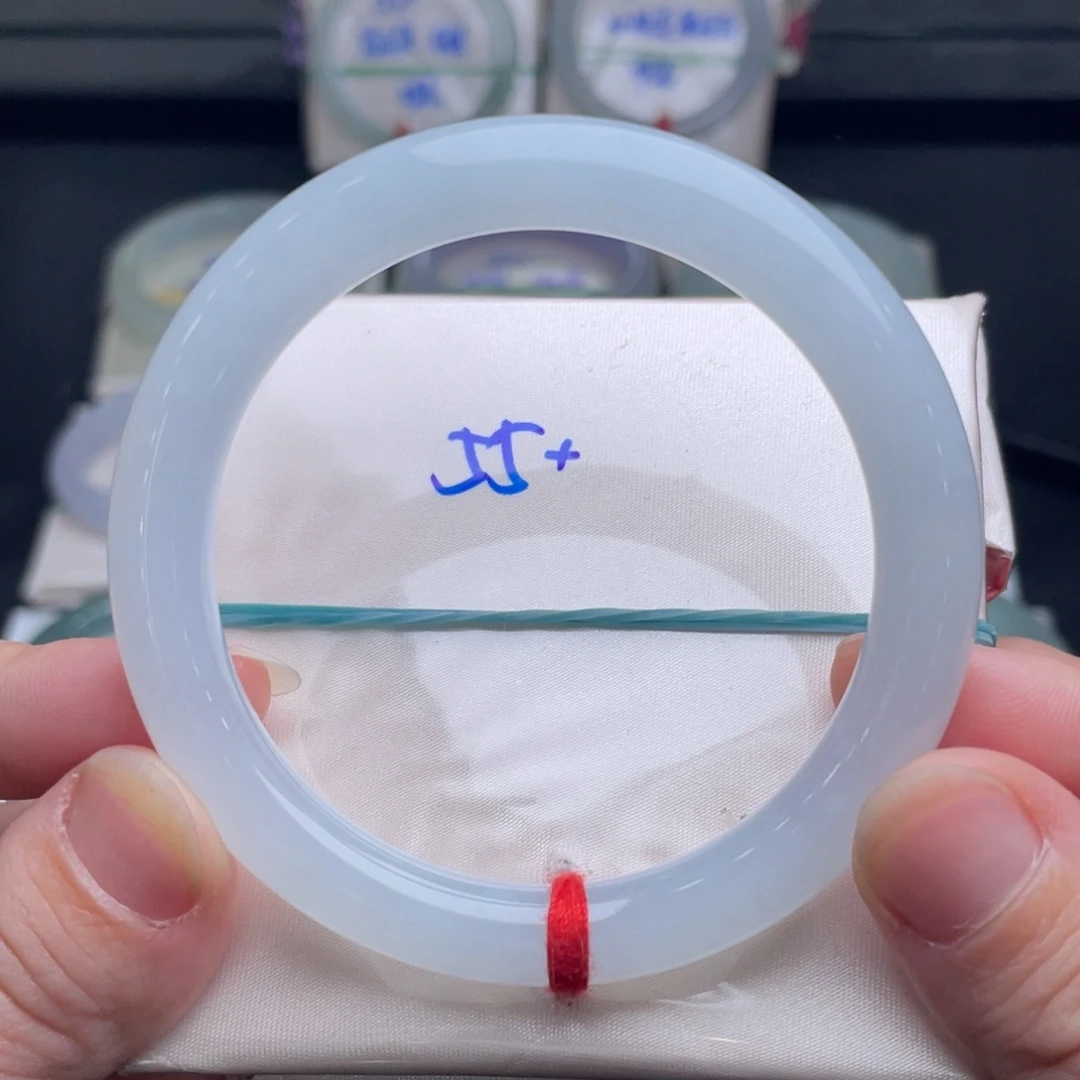 翡翠未镶嵌手镯翡翠手镯9