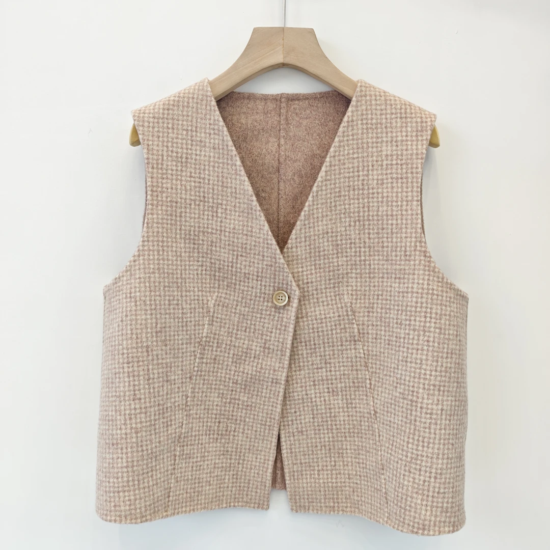 V领小千鸟格休闲气质羊毛马甲  鄂市产地羊毛外套  （6503）