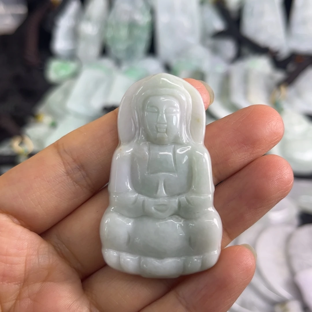 翡翠未镶嵌吊坠(不含链)瑕疵