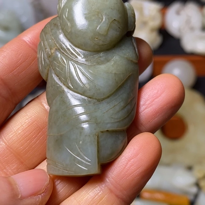 玉***润和田玉未镶嵌吊坠(赠链)