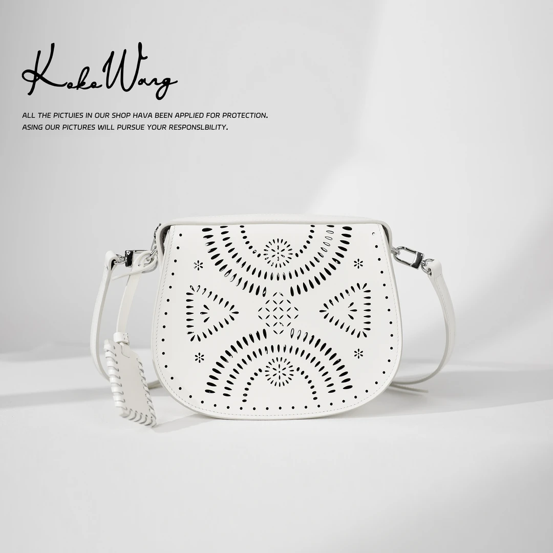 KOKO WANG2025新款经典复古手工刻画镂空工艺单肩包460995A25S02