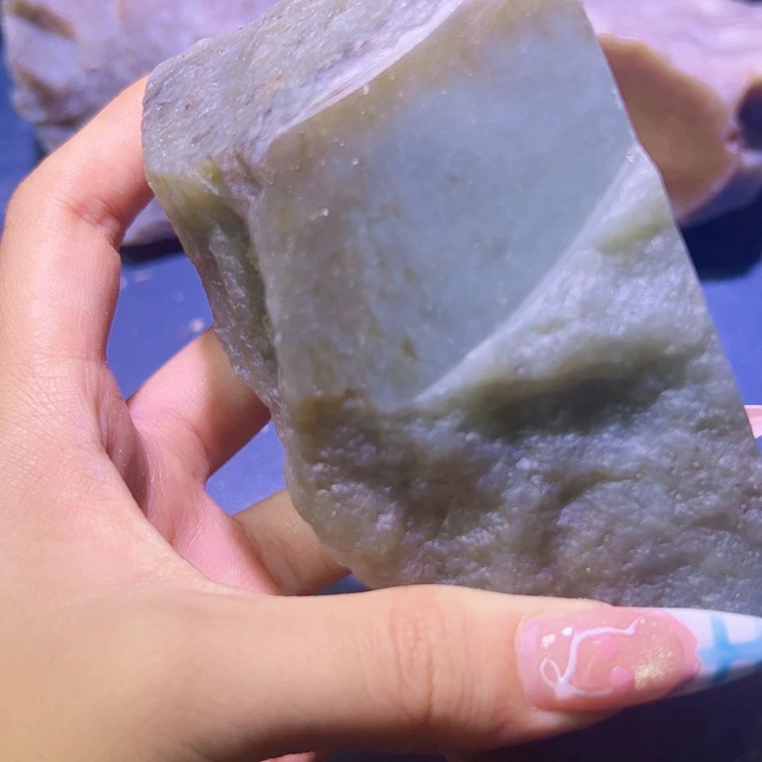 未镶嵌和田玉（糖玉）珠宝半成品