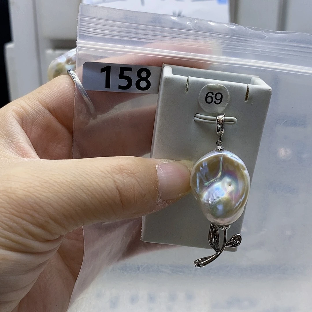 颈饰合金淡水珍珠