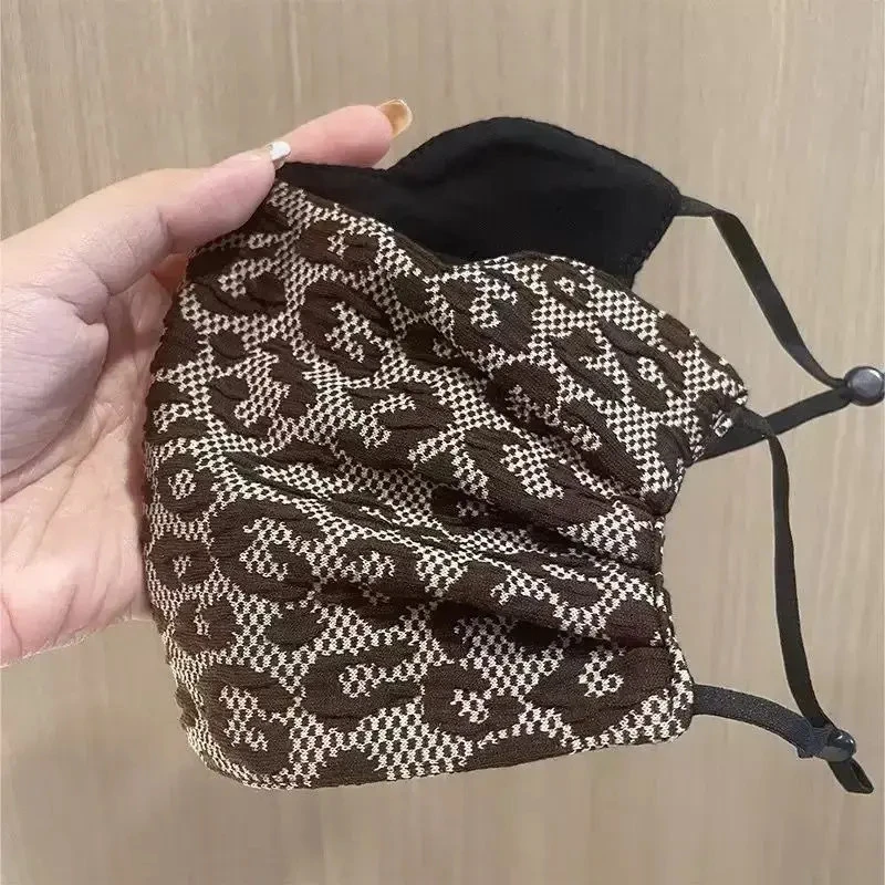 新款双色豹纹口罩亲肤双层立体护眼角可调节防风时尚创意防护口罩