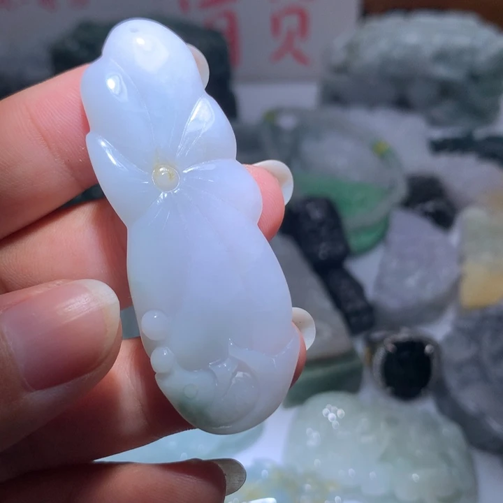 翡翠未镶嵌颈饰保真天然A货翡翠