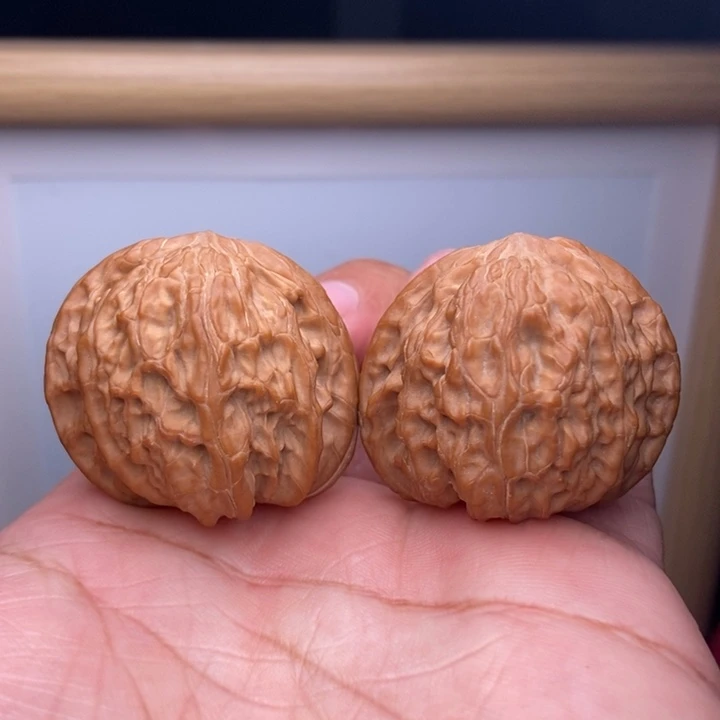 核桃全品磨盘狮子头