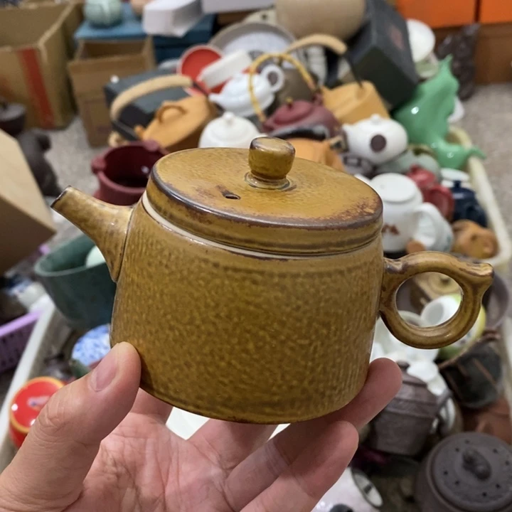 陶瓷艺术品及陶瓷壶壶