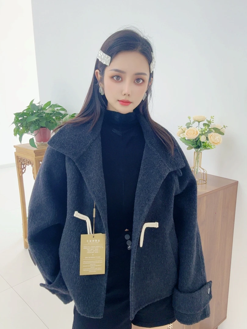 （9819）鄂市产地 短款2粒牛角扣 羊毛外套