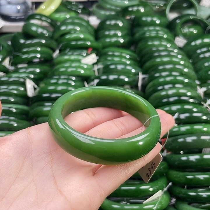 未镶嵌手镯和田玉（碧玉）