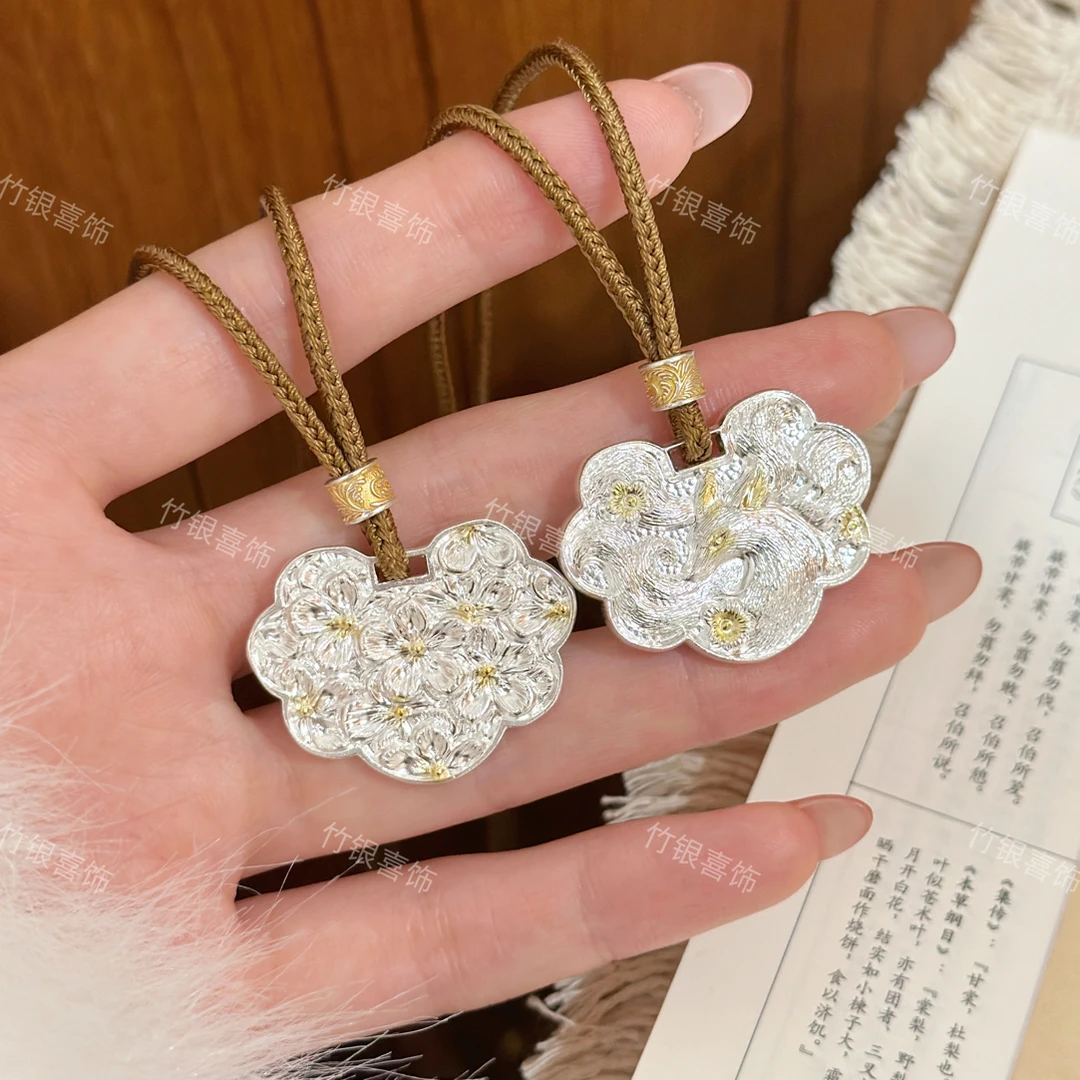 吊坠足银 足银999.9桃花灵狐描金双面吊坠新中式国风 银重约16g