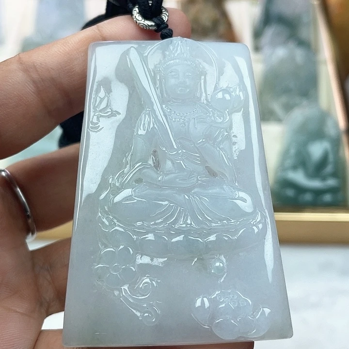 翡翠未镶嵌颈饰天然翡翠A或虚空藏菩萨