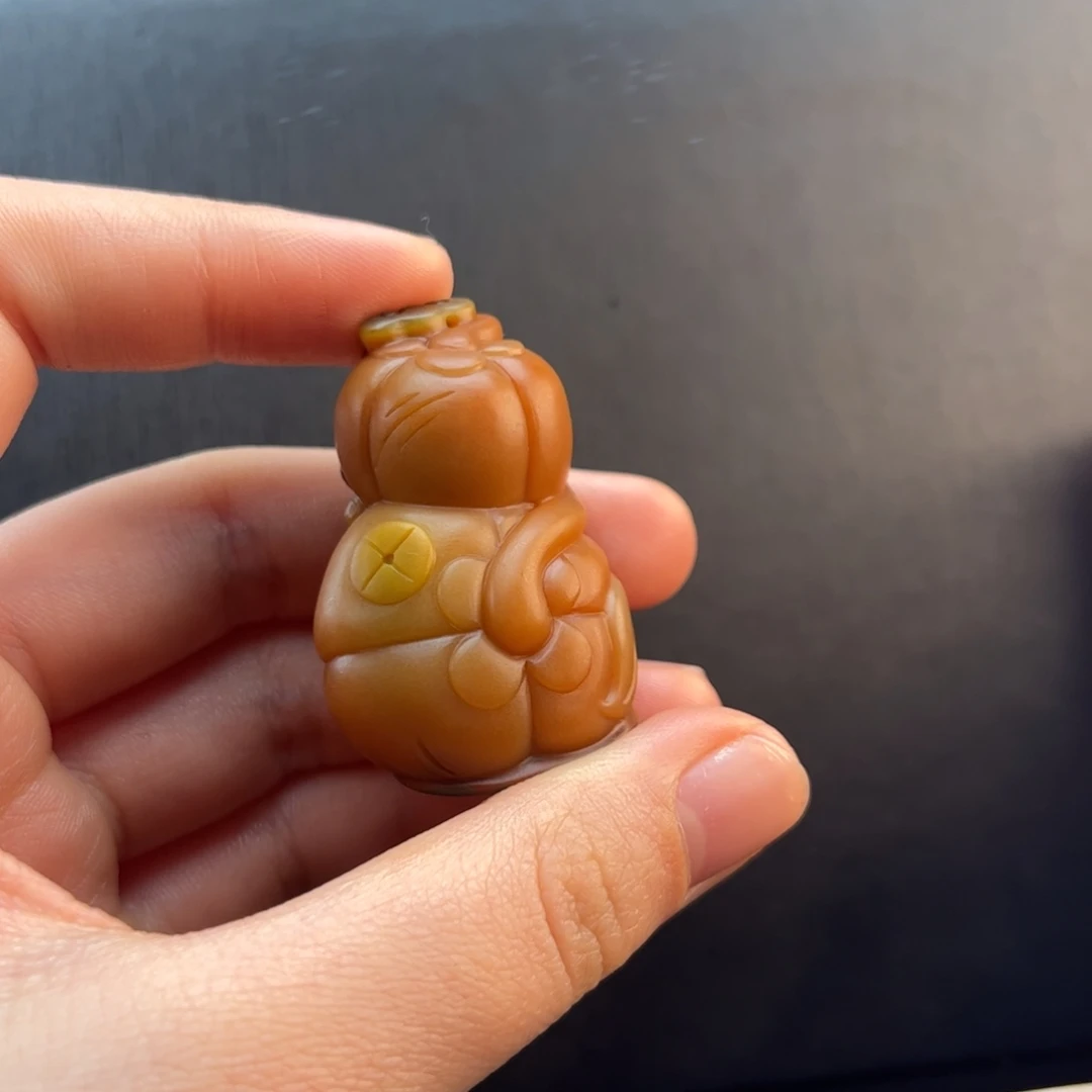 石英质玉黄蜡石挂件未镶嵌用****2