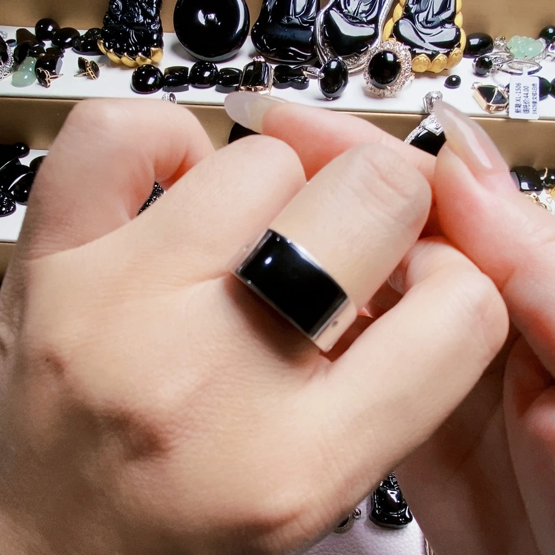 许***涛翡翠18K金镶嵌戒指