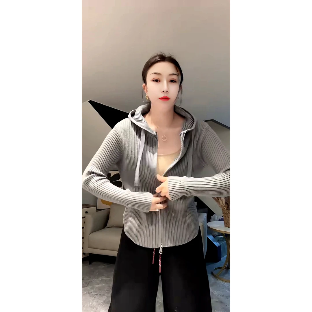 秋季新款简约百搭坑条针织拉链连帽长袖外套