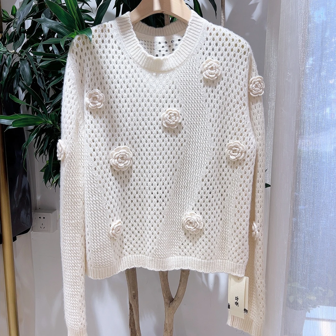 女中长款镂空毛针织衫时尚上衣轻奢气质小香风打底衫蕾丝套头