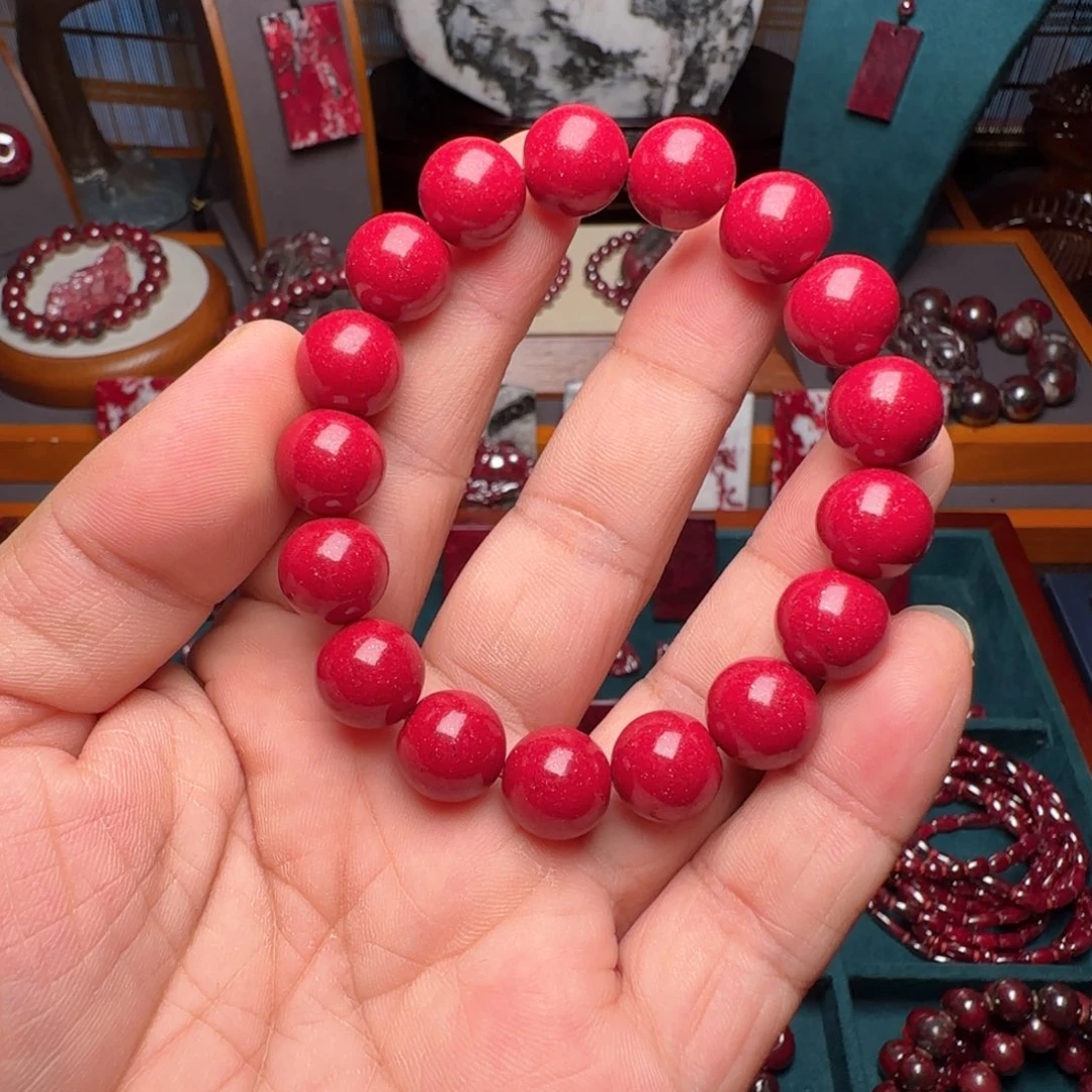 烟***翁天然辰砂手串工艺品