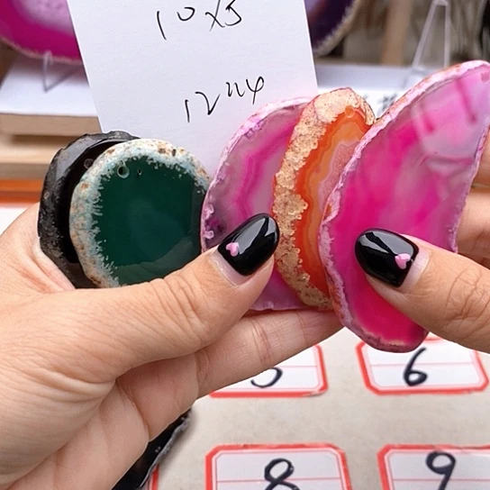 玛瑙/玉髓颈饰足银镀金镶嵌6*8