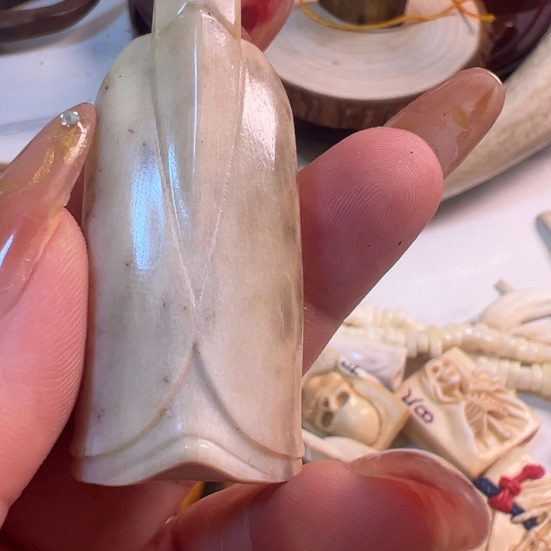 鹿骨把件杨*锋手把件