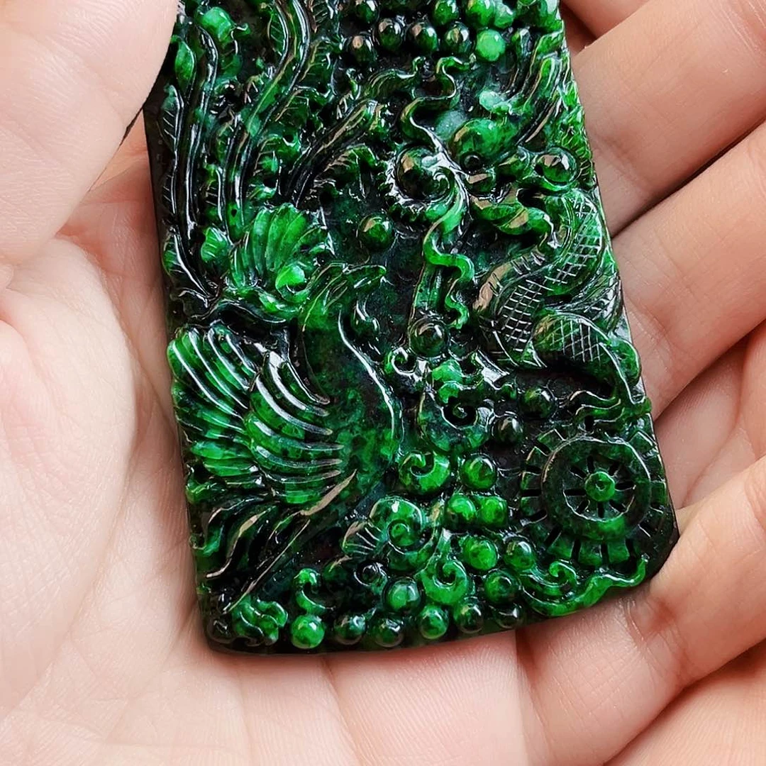 颈饰未镶嵌翡翠多样性