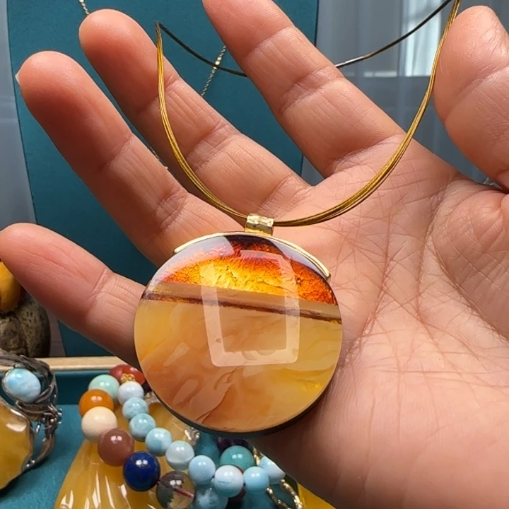 琥珀未镶嵌颈饰波兰设计款琥珀蜜蜡