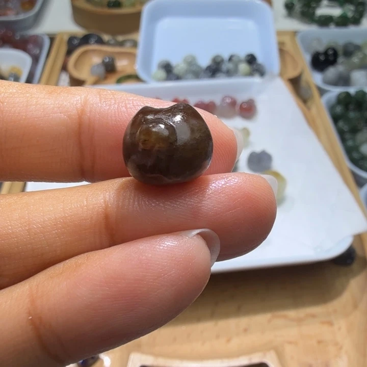 和田玉未镶嵌珠宝半成品