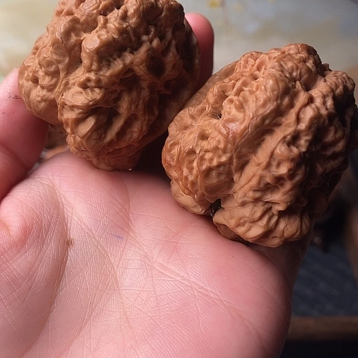 文玩核桃吊坠铁核桃92