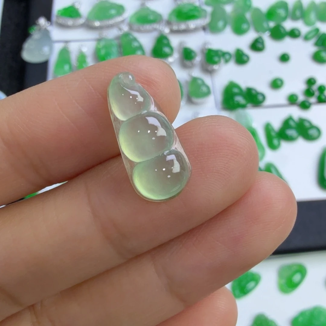 吊坠(不含链)未镶嵌翡翠福豆