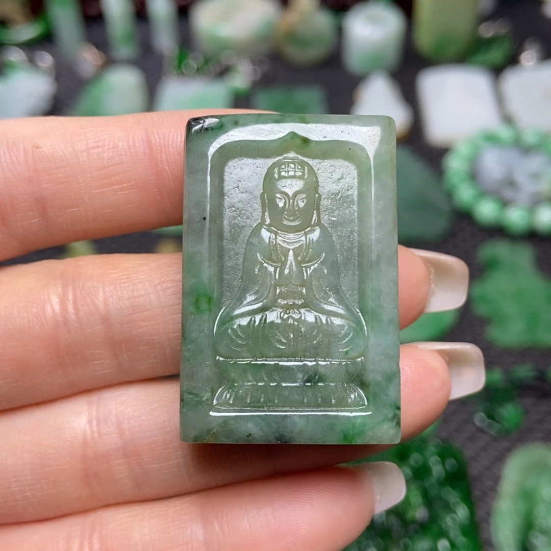 翡翠未镶嵌挂件清