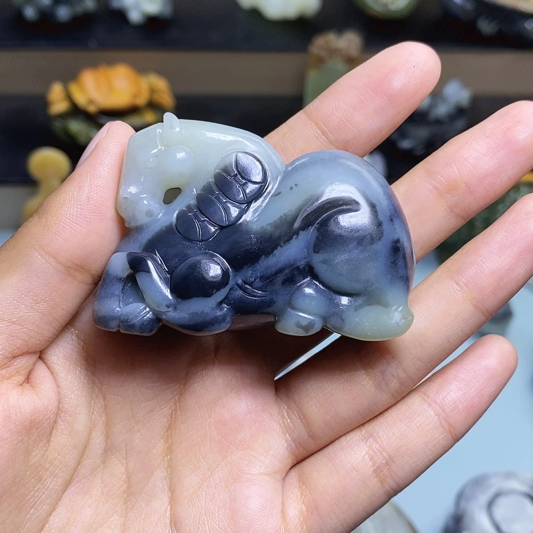 【闪购商品】颈饰未镶嵌和田玉叽****?