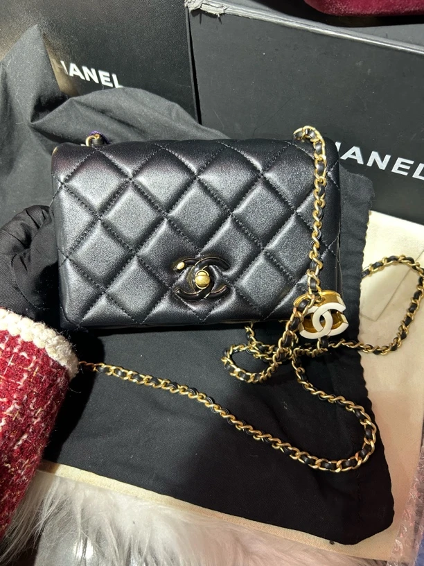 99新 Chanel/香奈儿 24A珐琅双C口盖包（可调节）