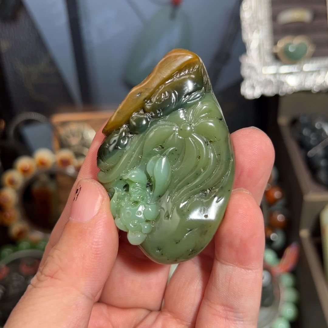 颈饰未镶嵌和田玉俄碧乌兰海四色山流水荷花龙鱼毛衣卫衣链吊坠