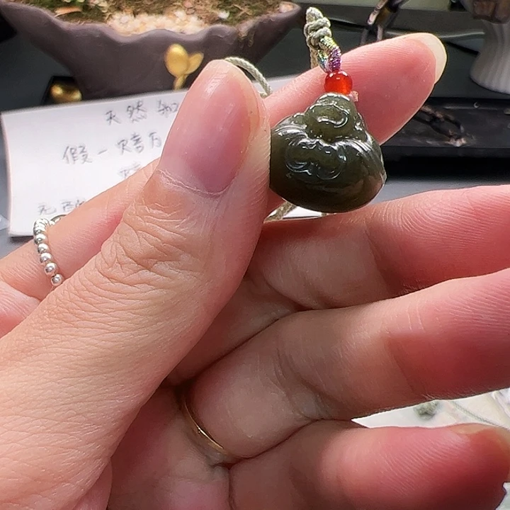 和田玉未镶嵌颈饰031