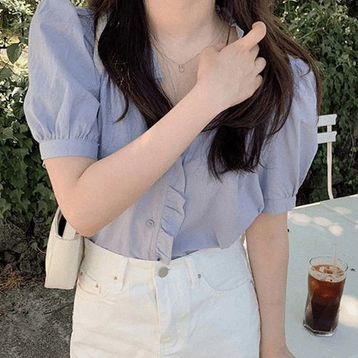 温柔风复古木耳边小众衬衫女夏天韩国学生泡泡袖甜美小衫紫色上衣