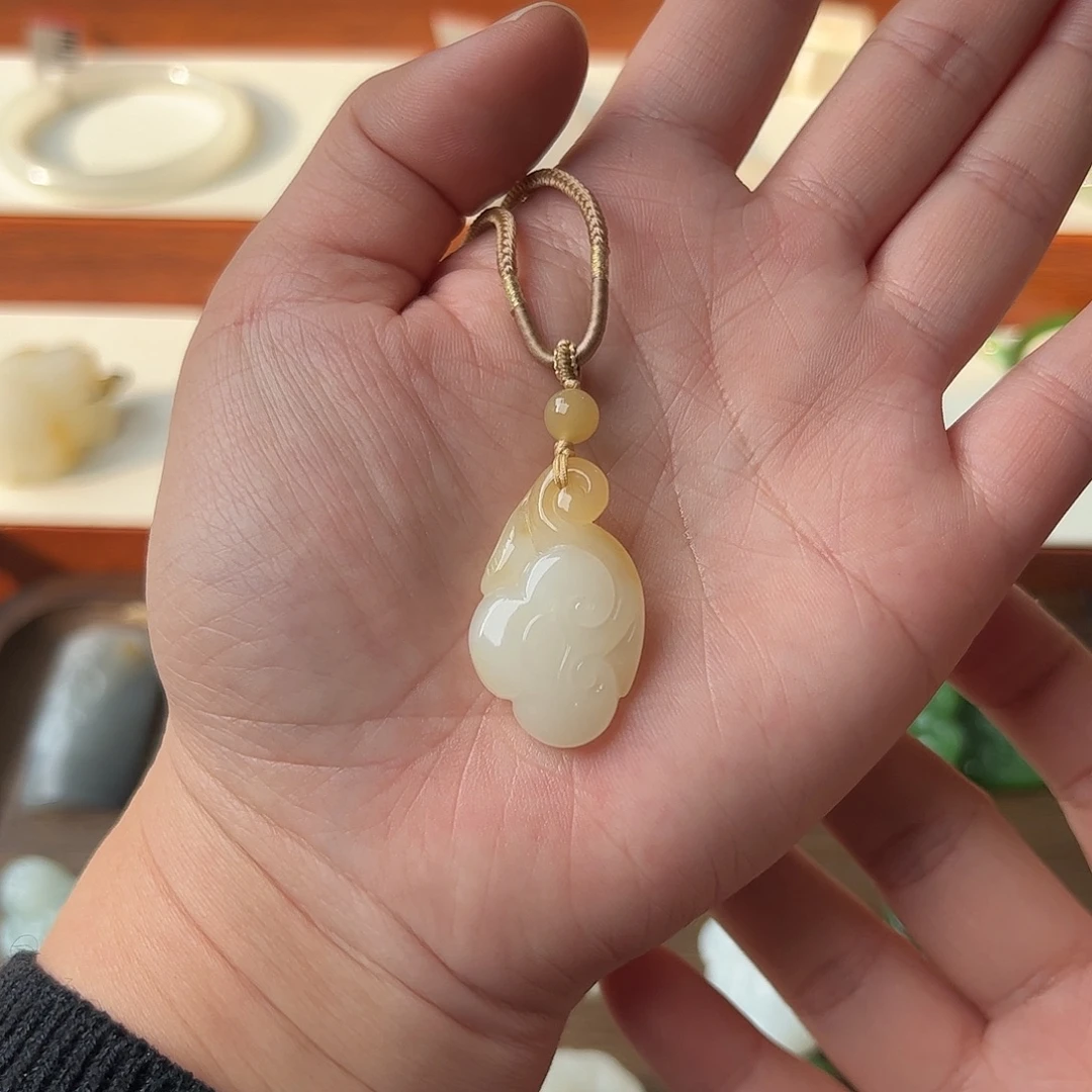 和田玉未镶嵌吊坠(不含链)