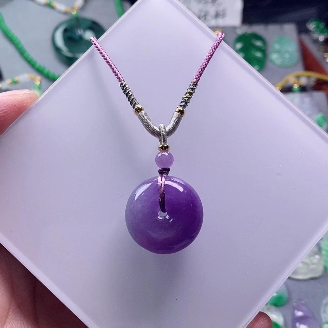 翡翠未镶嵌吊坠(赠链)