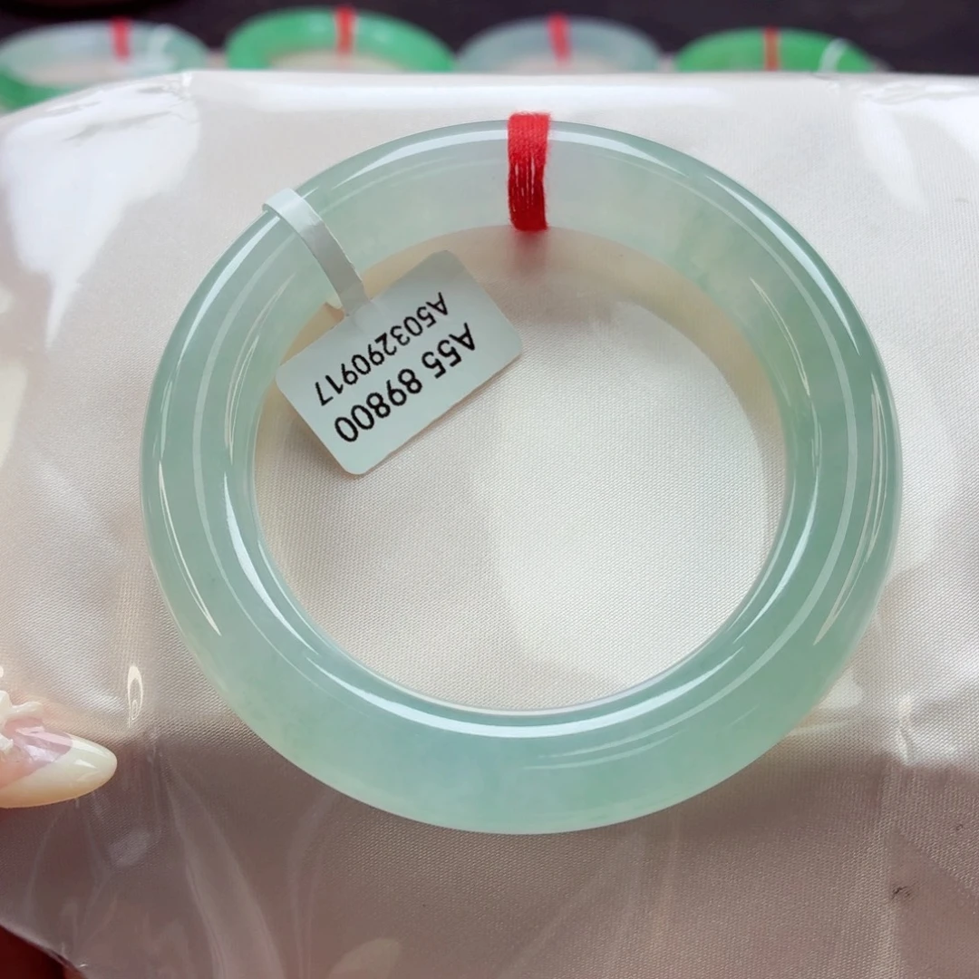 翡翠未镶嵌手镯（圆镯）68冰晴绿55.6-35