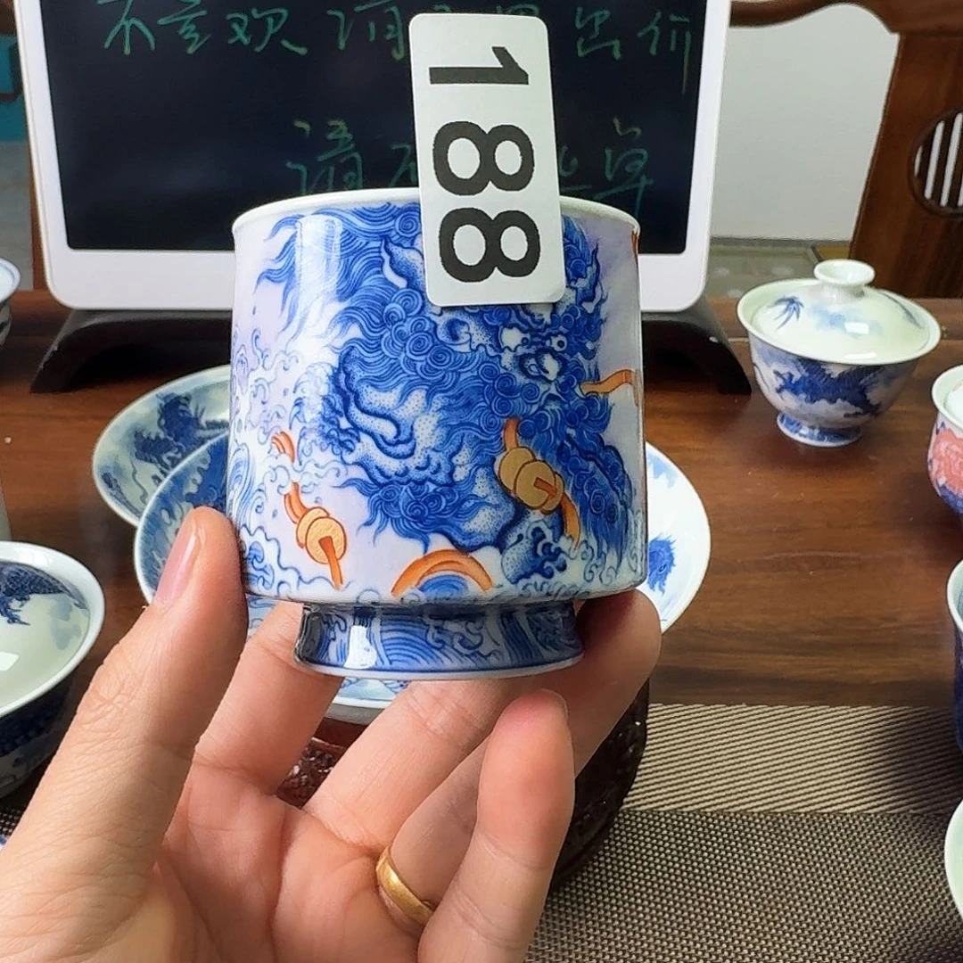 杯春**实景德镇陶瓷艺术展在上海