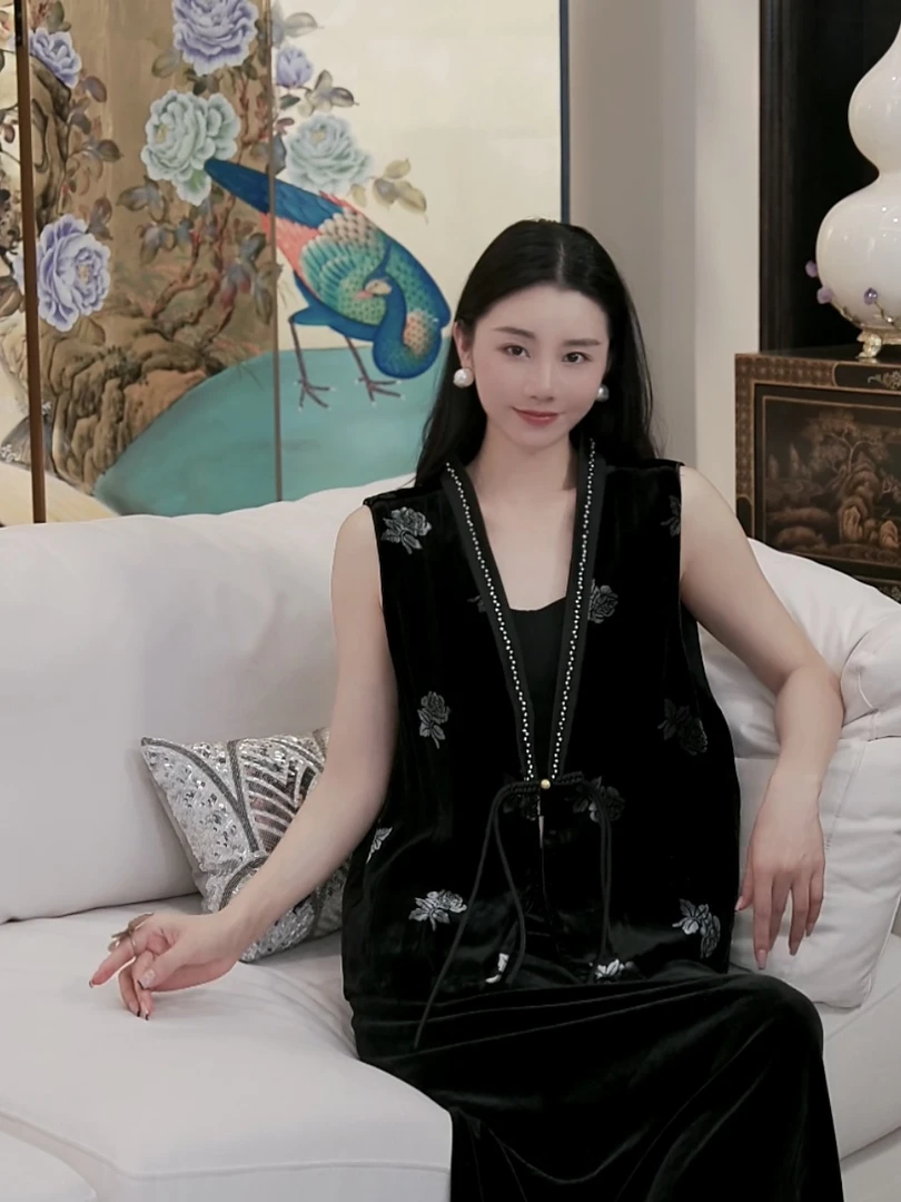 Betty Bairn【匠心/风清月白】高定系列桑蚕丝短绒马甲25B-BW299