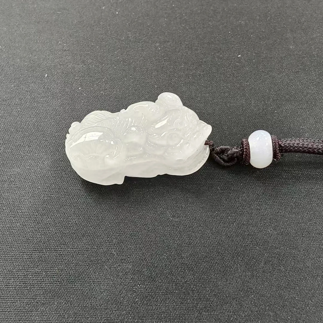 天然翡翠貔貅吊坠